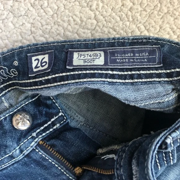 Miss Me Jeans - Picture 12 of 17